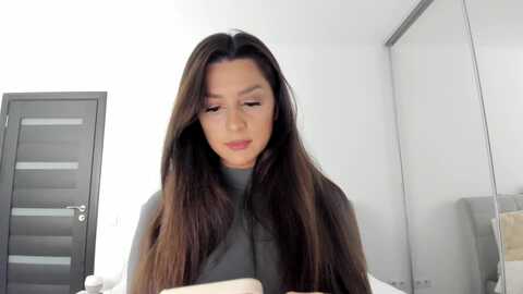 eve___ @ myfreecams on 20231124