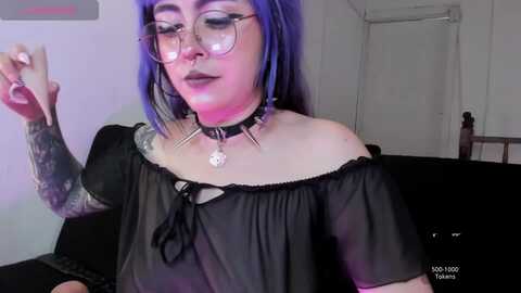 hallucigenia1 @ myfreecams on 20231124