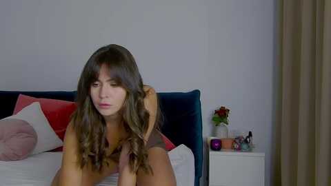 naiasummer @ myfreecams on 20231124