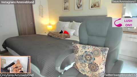 ammieblond @ myfreecams on 20231125