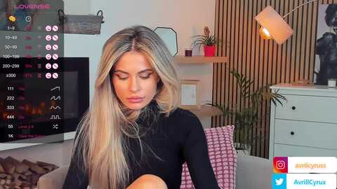 avril_cyrus @ myfreecams on 20231125