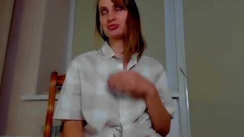 elenapre @ myfreecams on 20231125