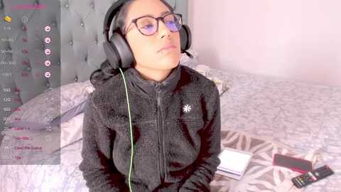 fergie_21 @ myfreecams on 20231125