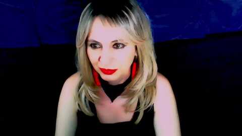 ineedslaves @ myfreecams on 20231125