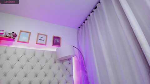 isabela_duran @ myfreecams on 20231125