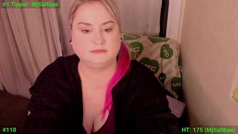 mari_jaebday @ myfreecams on 20231125