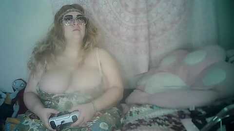 vlehanex3 @ myfreecams on 20231125