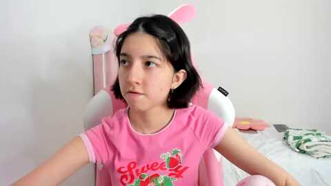 cherrycute666 @ myfreecams on 20231126