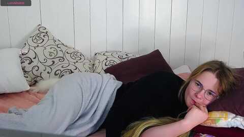 cindywood @ myfreecams on 20231126