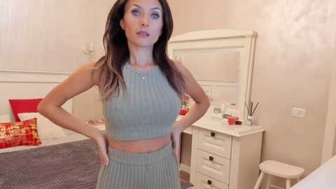 charmy_lady @ myfreecams on 20231127