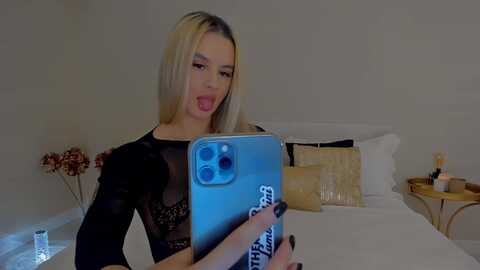 jewelles @ myfreecams on 20231127