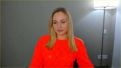 linajames @ myfreecams on 20231127