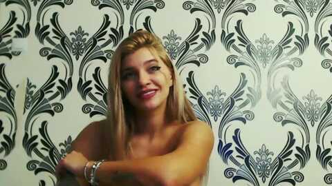 lorehottie @ myfreecams on 20231127