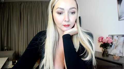 mi_ha @ myfreecams on 20231127
