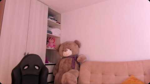 missbaby8 @ myfreecams on 20231127