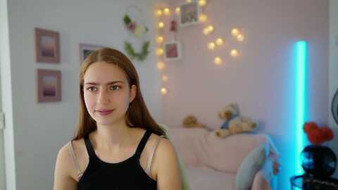 naomi_woods18 @ myfreecams on 20231127