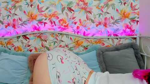 piperhart @ myfreecams on 20231127