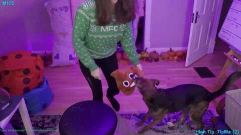 s_o_p_h_i_e @ myfreecams on 20231127