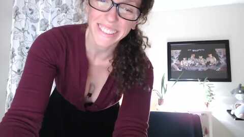 sarah_stark @ myfreecams on 20231127