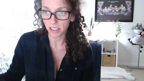 sarah_stark @ myfreecams on 20231127