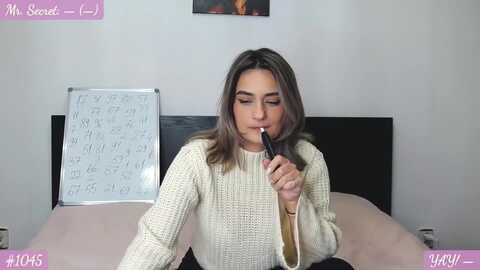 secretamber @ myfreecams on 20231127