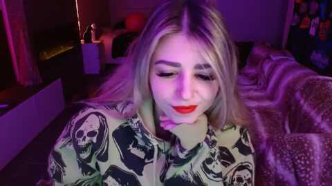 serafina @ myfreecams on 20231127