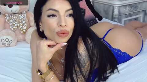 tesa000 @ myfreecams on 20231127