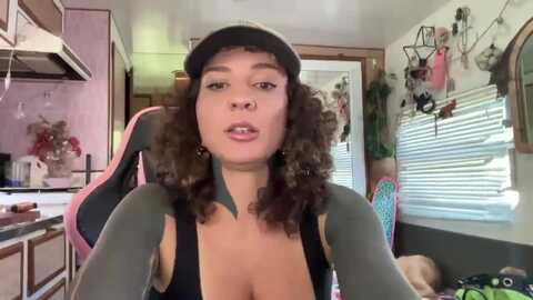 alt_aussie @ myfreecams on 20231128