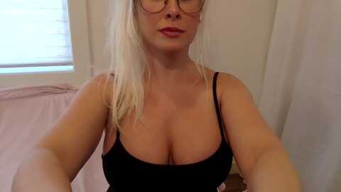 britneymonroe @ myfreecams on 20231128