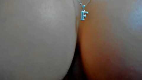 denisse2015 @ myfreecams on 20231128