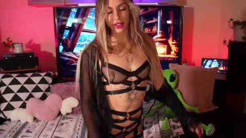 labell_lo @ myfreecams on 20231128