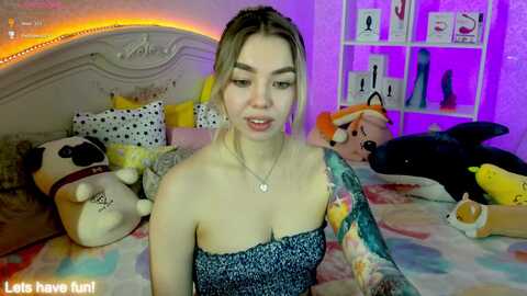 lillimoore_ @ myfreecams on 20231128