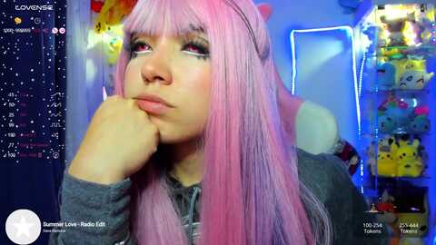 melodyrinaldi @ myfreecams on 20231128