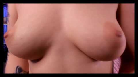 milly_saint @ myfreecams on 20231128