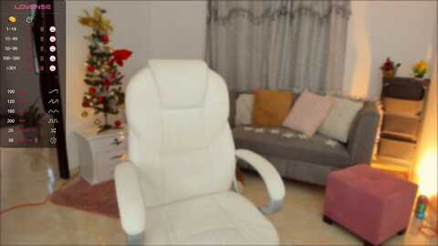 nathaliee_ @ myfreecams on 20231128