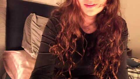 naughtysaraa @ myfreecams on 20231128