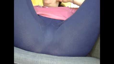 squirtylady38 @ myfreecams on 20231128