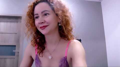 xeniamilf @ myfreecams on 20231128
