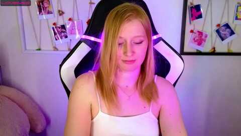 yabada_badu @ myfreecams on 20231128