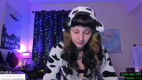 yourdruidess @ myfreecams on 20231128