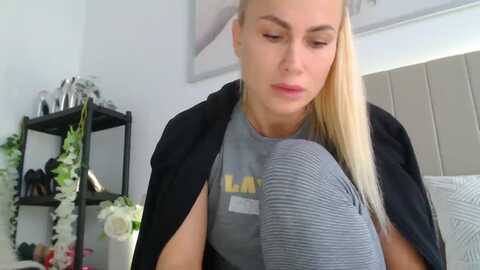 hrystina_ @ myfreecams on 20231129