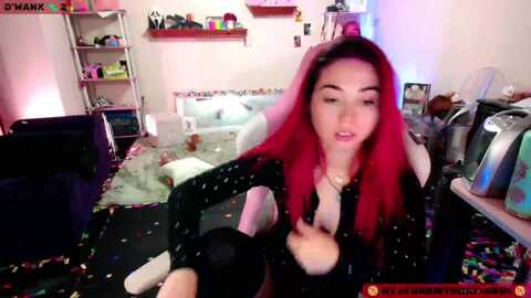 jesswhitmore @ myfreecams on 20231129