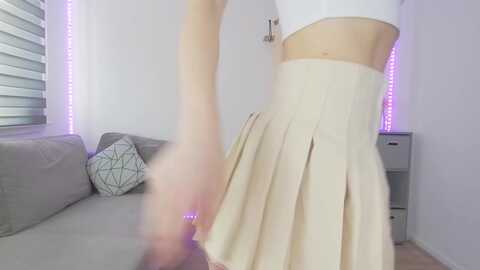 lolathorne @ myfreecams on 20231129