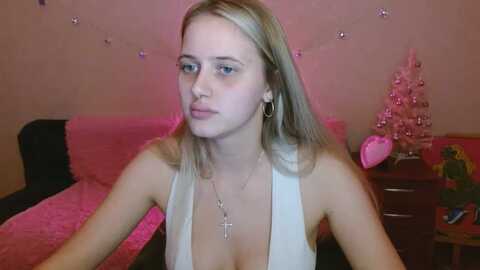 alleiko @ myfreecams on 20231130