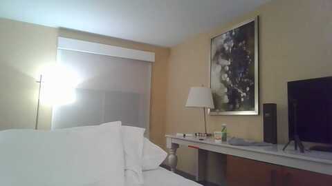 aspen_white @ myfreecams on 20231130