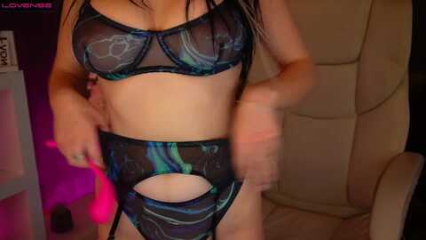 daenerysdaen @ myfreecams on 20231130