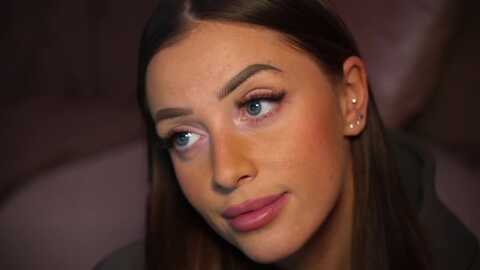 emma_ruby @ myfreecams on 20231130