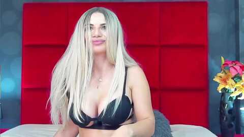 irisbella @ myfreecams on 20231130