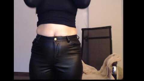 julyjulyxx @ myfreecams on 20231130