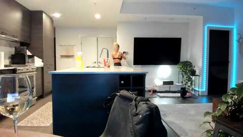 mollyboots @ myfreecams on 20231130